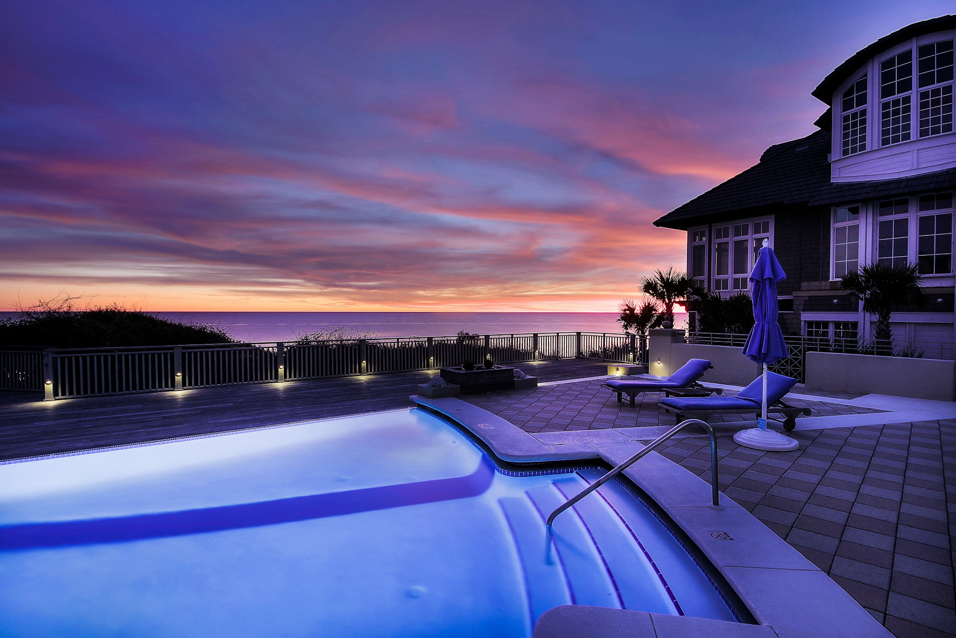 Custom Pool Design Co.